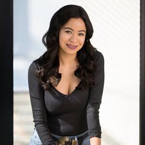 Meet your Posher, Elizabeth